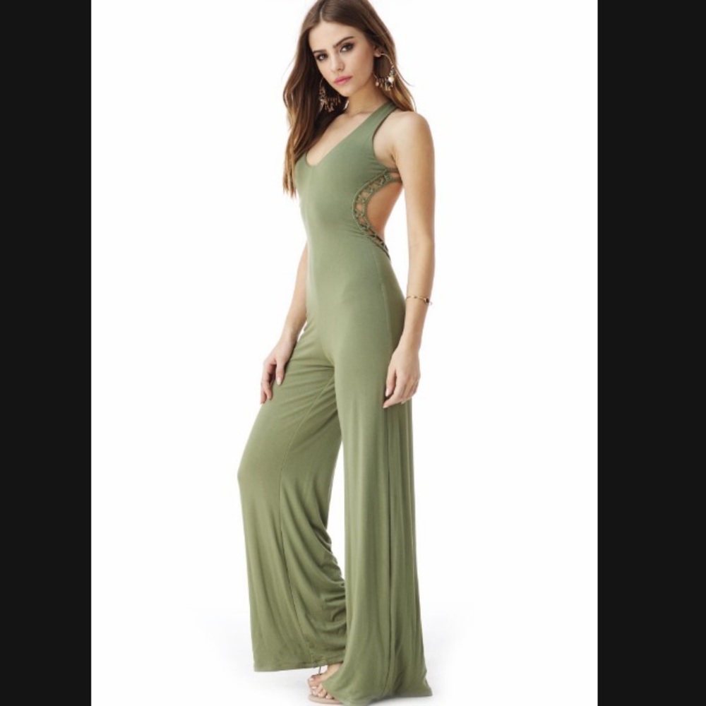 Luxurious Jumpsuit Romper Sexy Green Color In Bag Fits Sizes Small 4 5 6
